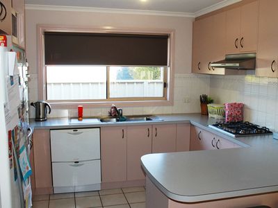 13 COVENTRY COURT , Wodonga