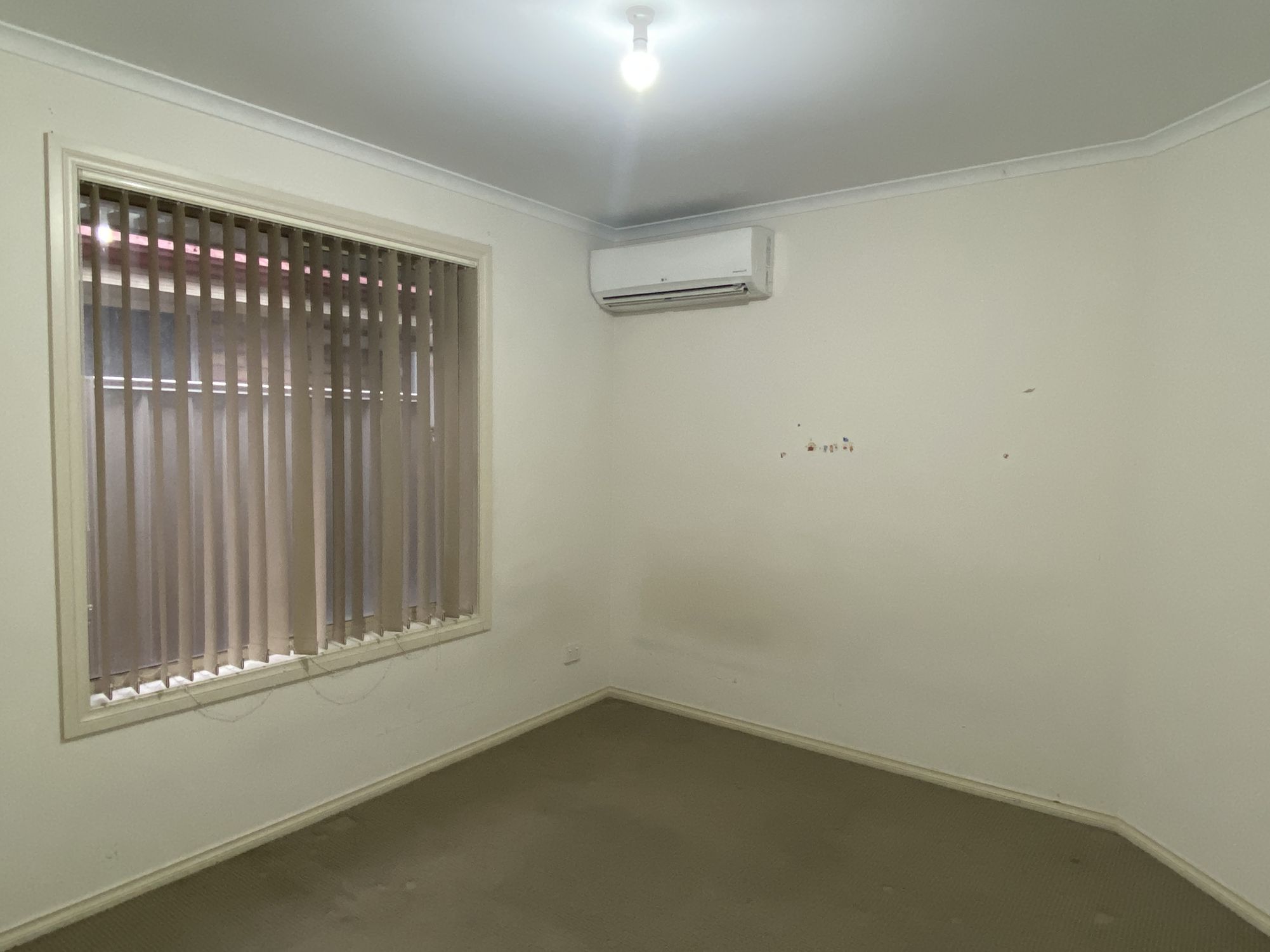 1A Bank Street, Kilburn