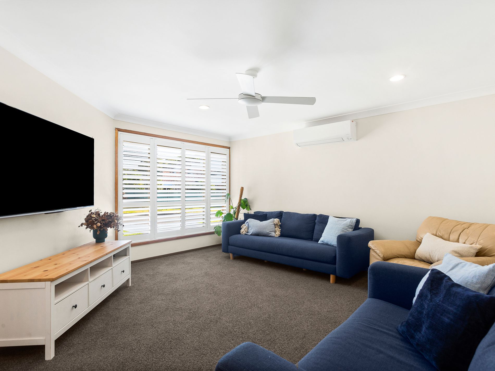 36 Coolawin Crescent, Shellharbour