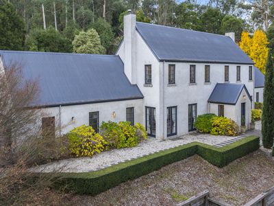 26 Douglas Road, Mount Macedon