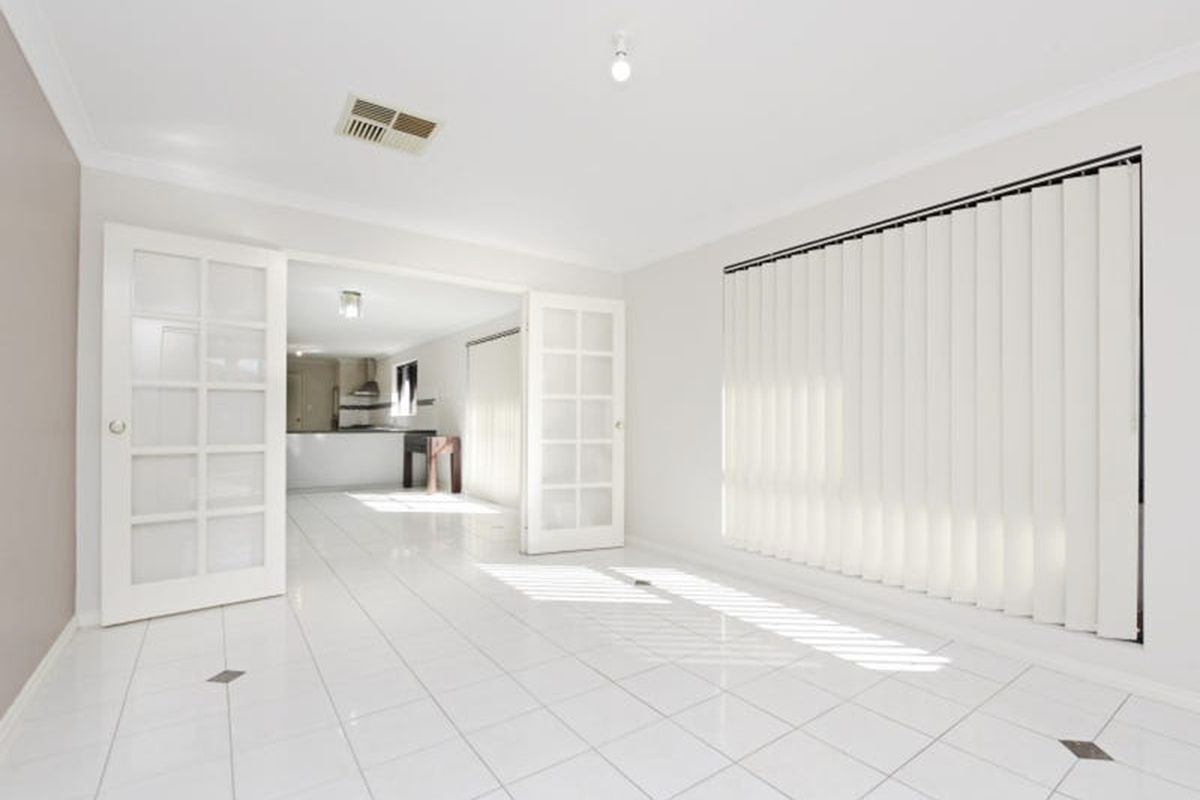 7 Jamaica Crossing, Langford