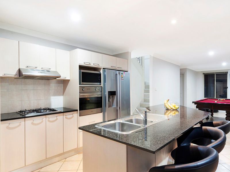 5 Garnet Grove, Glenwood