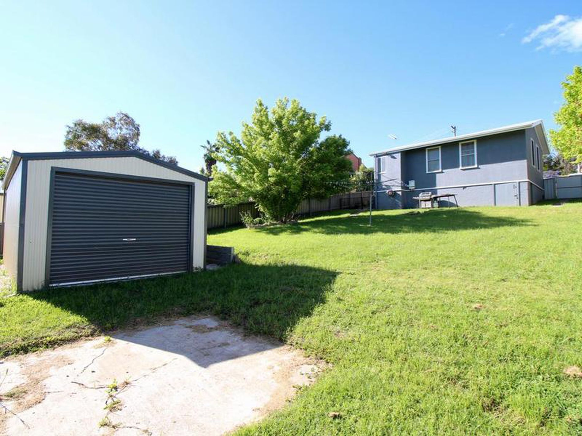 328 Rocket Street, West Bathurst