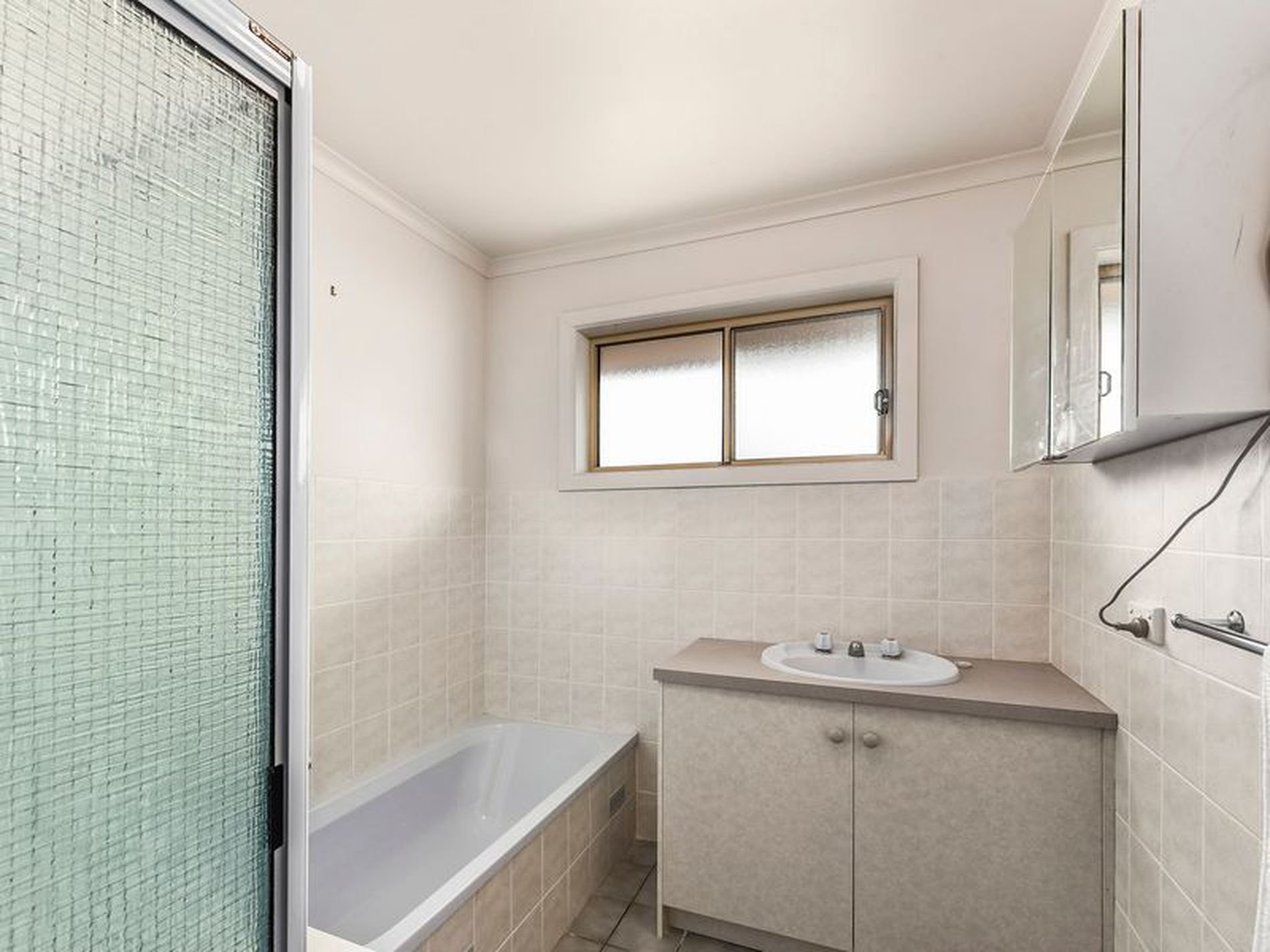 4 / 9B Seventh Street, Millicent