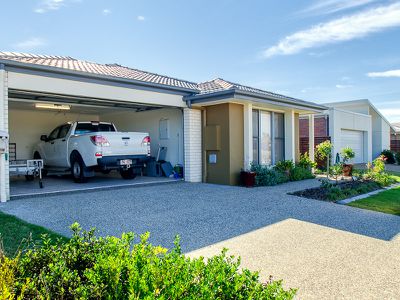 27 Blaxland Road, Urraween