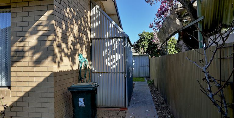 2 / 68 Kirkland, Euroa