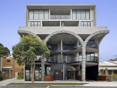 204 / 66 Pickett Street, Footscray