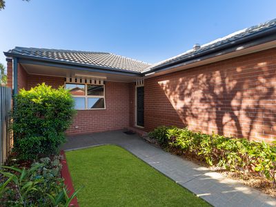 10 HERITAGE CLOSE, Kirwan