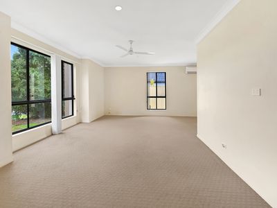 55 Golden Bear Dr, Arundel