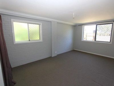 76 Walter Road, Kingaroy