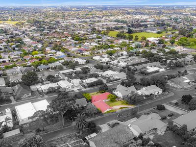 33 Lake Terrace West, Mount Gambier