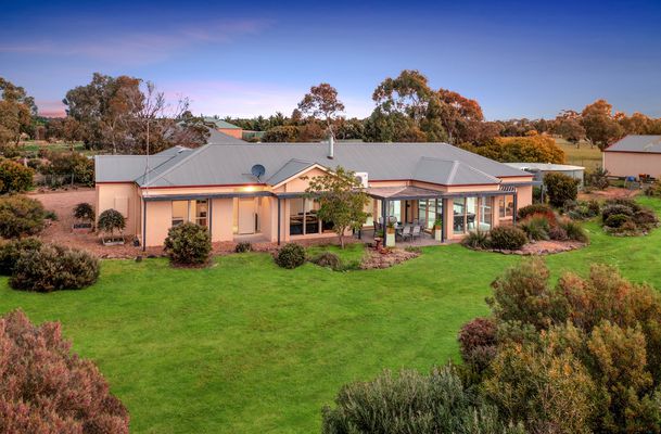 39 The Ridge, Oaklands Junction