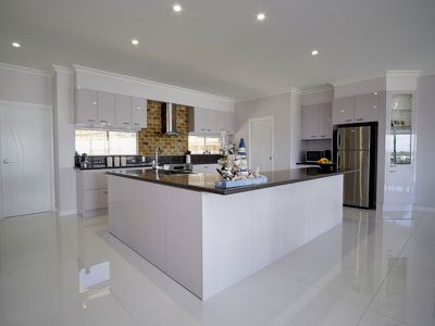22 Glenelg Crescent, Red Head