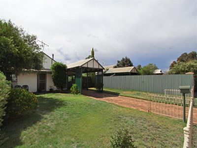 24A Killington Crescent, Boulder