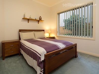 2 FENWICK COURT, Wodonga