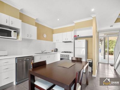 34/9 Greg Norman Drive, Sanctuary Lakes