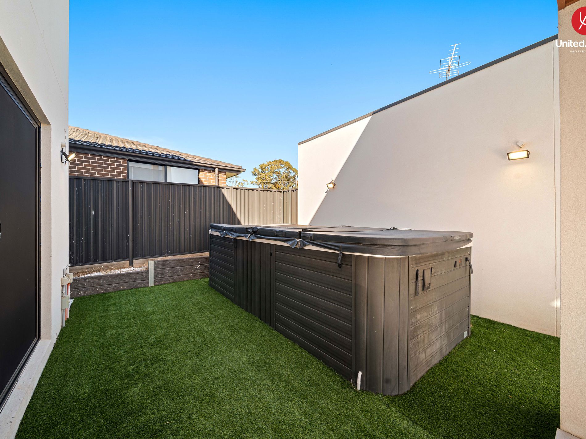 6 Arnott Avenue, Middleton Grange