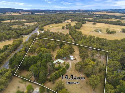 353 Black Forest Drive, Macedon