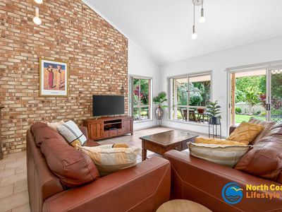 8 Binya Place, Ocean Shores