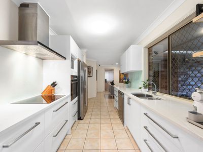 8 Ransom Place, Wakerley
