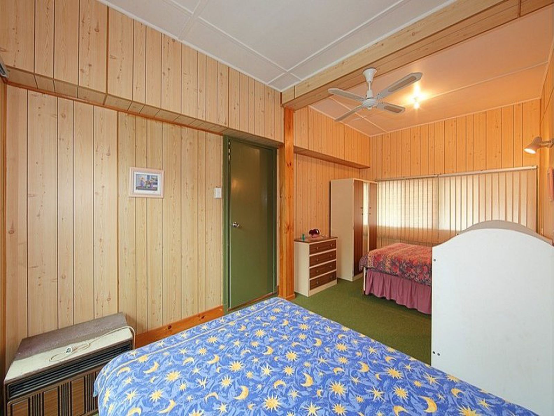 42 First Avenue, Woodgate