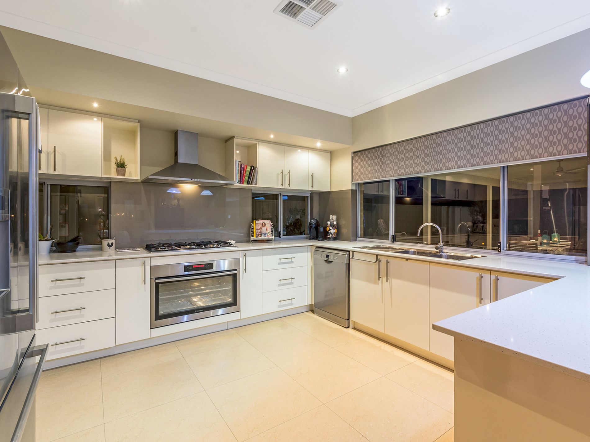 5 Emperor Way, Yanchep