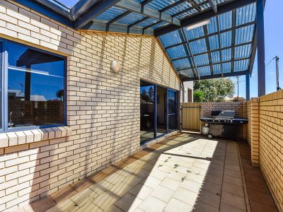 1 / 36 Railway Tce, Beachport