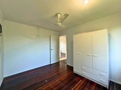 15 Barraclough Crescent, Moranbah