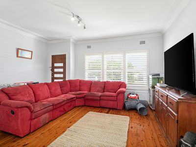 12 Carinmoney Avenue , Warilla