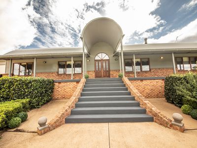 6R Harefield Road, Dubbo