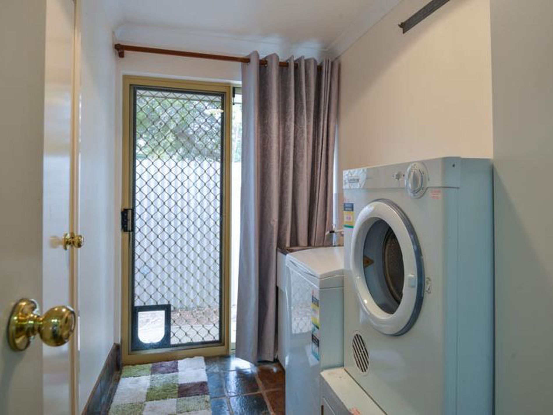 8B Siberia Close, Hannans