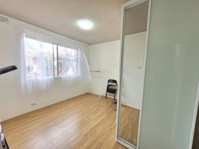 2 / 10 Melrose Avenue, Wiley Park