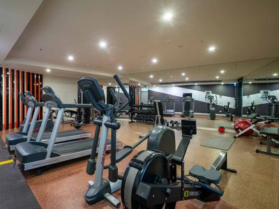 2009 / 9 Brodie Spark Drive, Wolli Creek