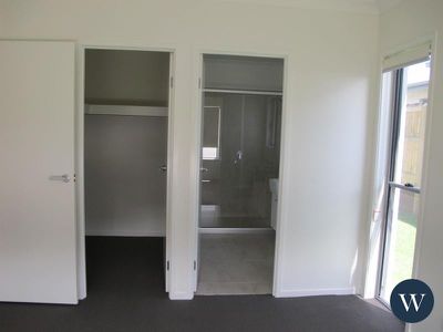 28 Ellabay Crescent, Redland Bay