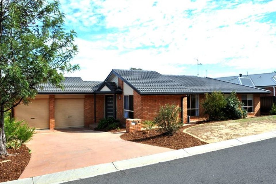 3 Erniold Road, Strathdale