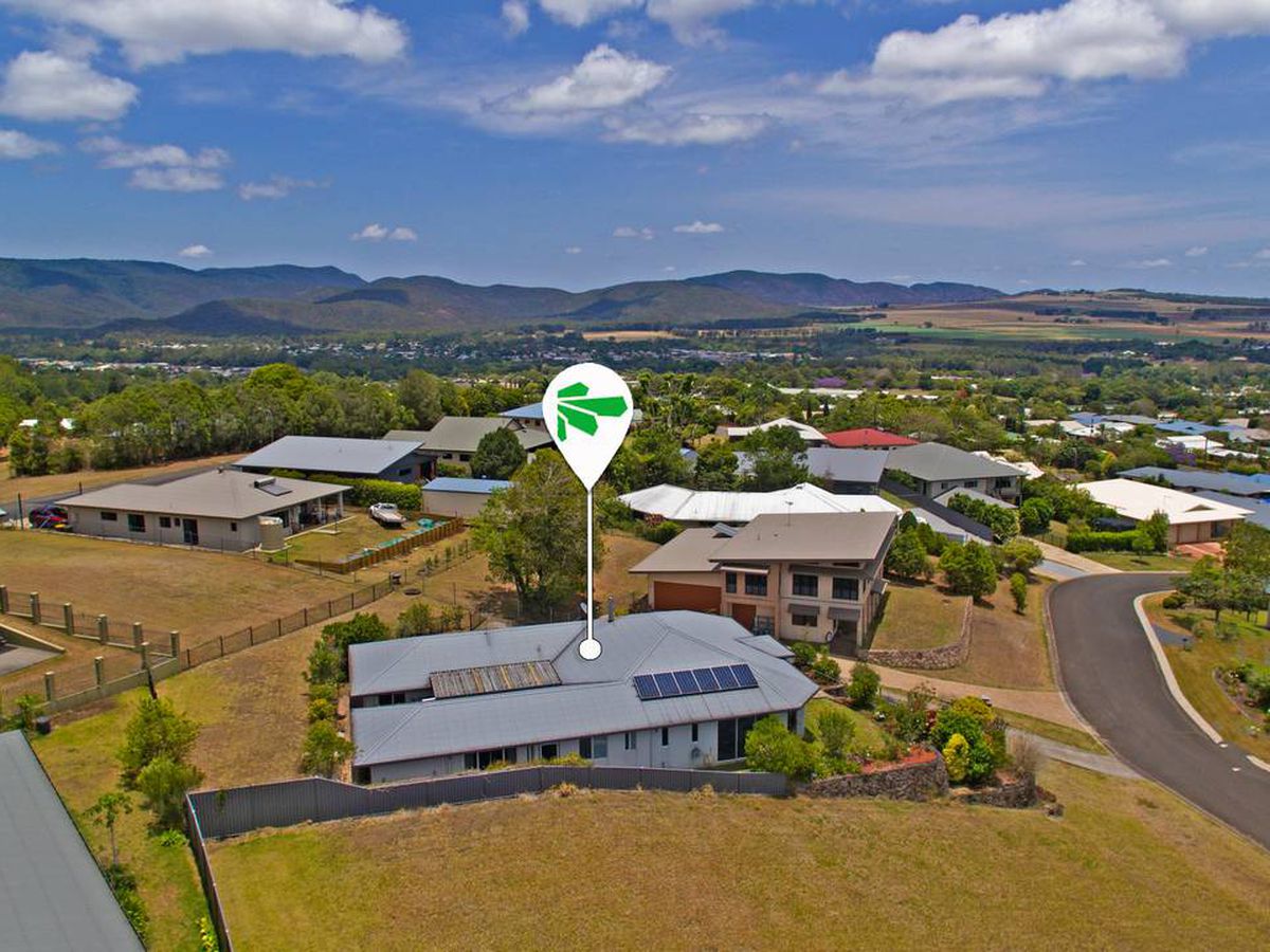 13 Moses Circuit, Atherton