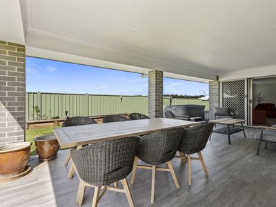 14 Amaroo Drive, Narrawallee