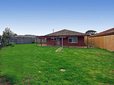 6 Bemboka Court, Werribee