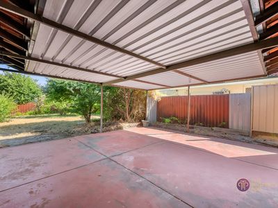7 Ravenhill Road, Thornlie