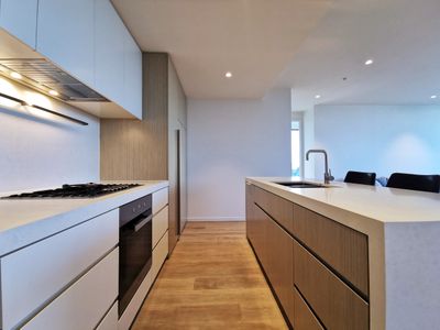 1708 / 450 St Kilda Road, Melbourne