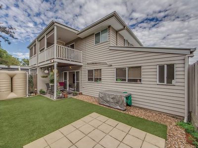 2 / 28 Green Street, Booval