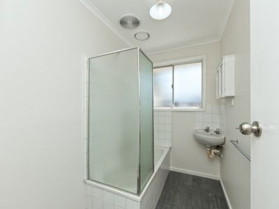 5 / 12 Manly Street, Werribee