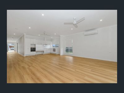 6 Velasco Street, Burdell