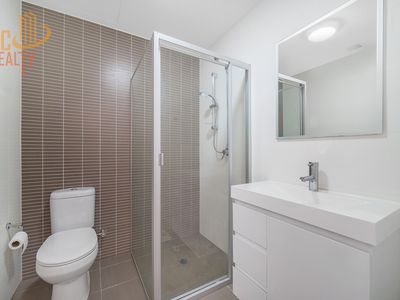 33 / 2A Brown Street, Ashfield