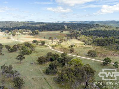 618 Coopers Road, Red Range