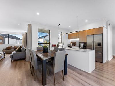 4 Marine Parade, Hobsonville