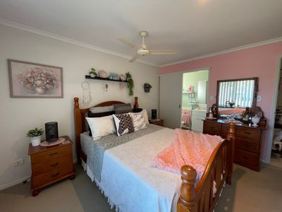 42 Moonstone Drive, Urangan