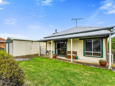 16 Benton street, Millicent