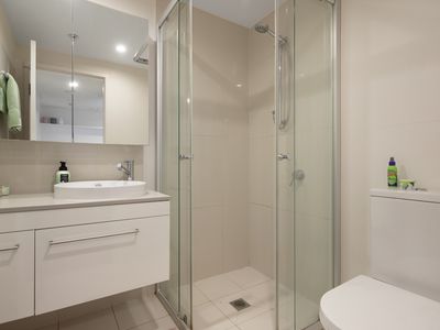 1017 / 16 Hamilton Place, Bowen Hills