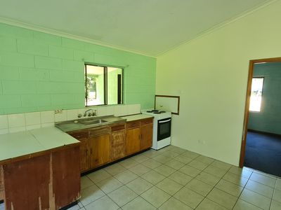 3173 Rossville Bloomfield Road, Bloomfield